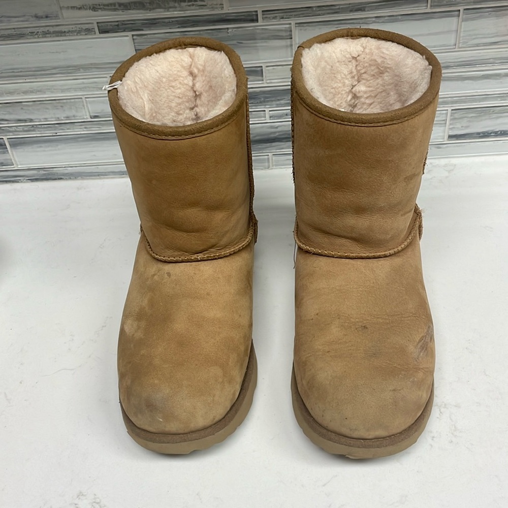 Ugg Kids Unisex Classic Weather Short Il Waterproof Boots...